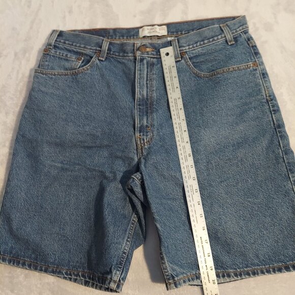 Levi's jeans shorts mens size 38 relax fit 100% cotton rugged med wash denim - Picture 11 of 12